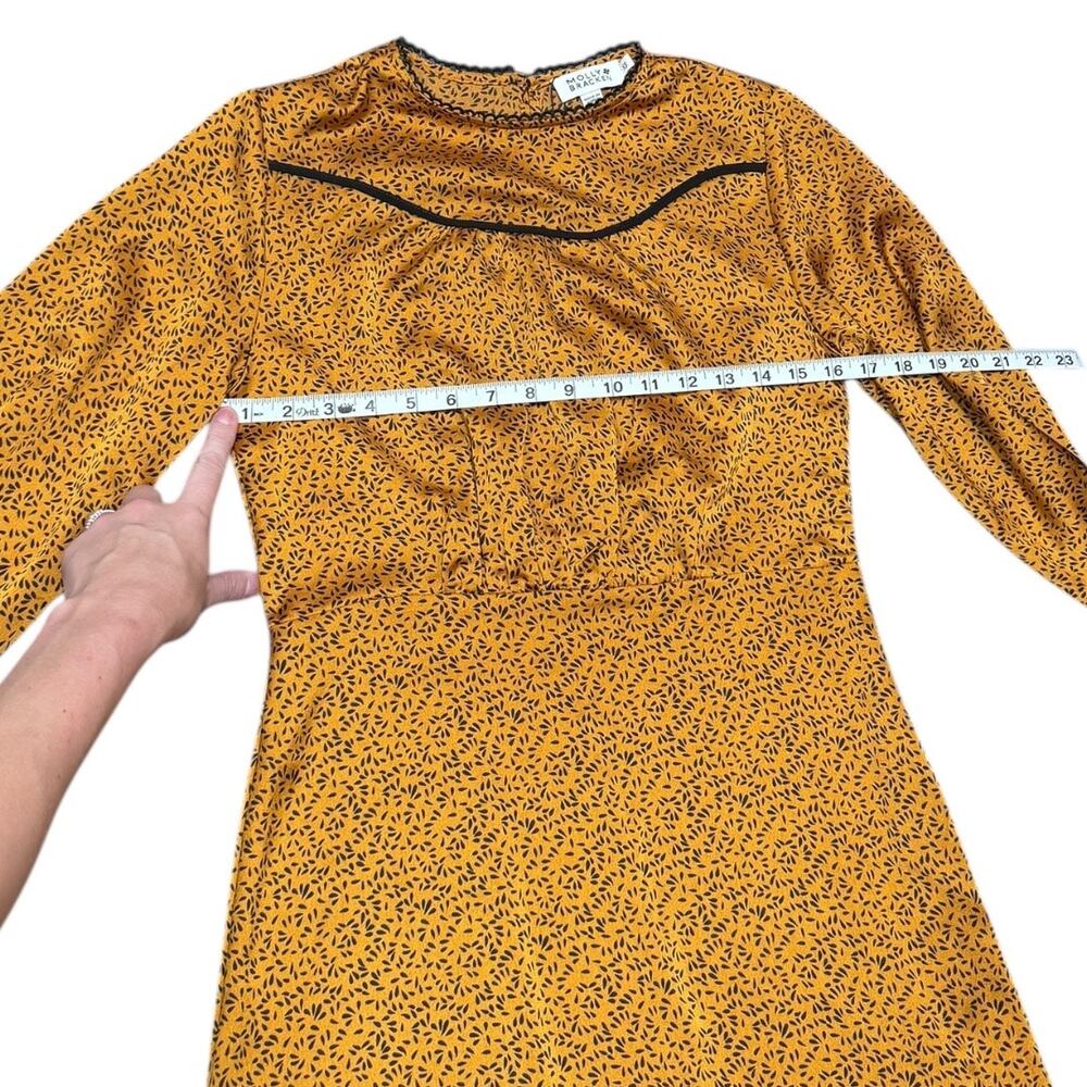 Molly Bracken Long Sleeve Gold and Black Dress - NWOT - Size XS - Picture 7 of 8